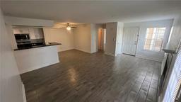 Picture of 5587 Devonbriar Way Unit 104, Orlando, FL 32822