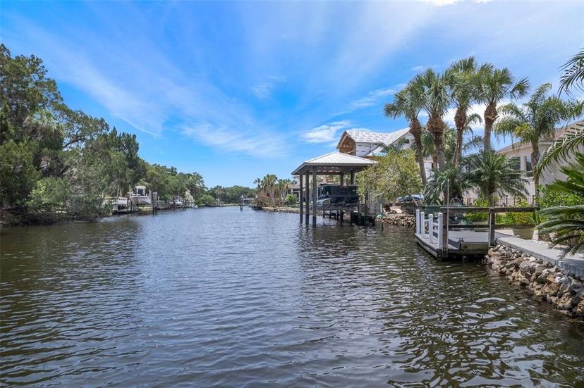 Picture of 4845 S Prices Point, Homosassa FL 34448
