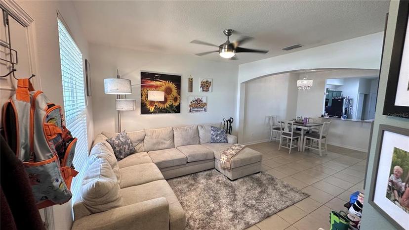 Picture of 525 Waterside Pointe Dr, Groveland FL 34736