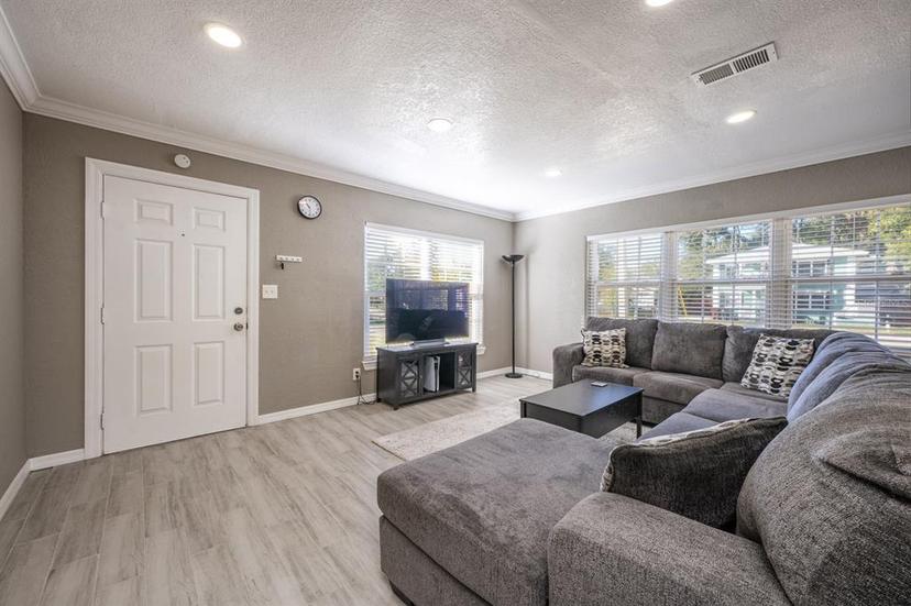 Picture of 2803 E Pine Street, Orlando FL 32803