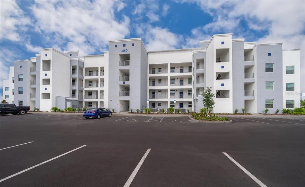 Picture of 3180 Paradox Cir # 401, Kissimmee, FL 34746