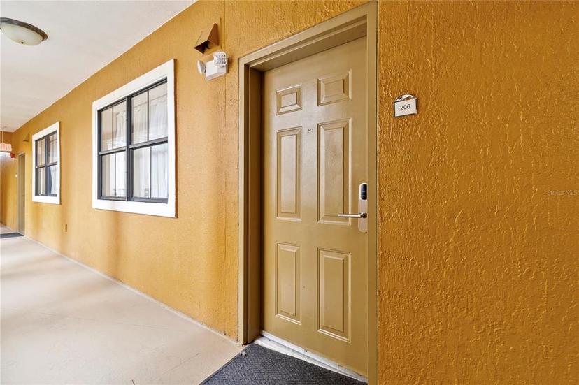 Picture of 12556 Floridays Resort Drive Unit 206A, Orlando FL 32821