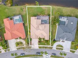 Picture of 12113 Marblehead Drive, Tampa, FL 33626