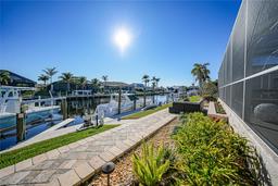 Picture of 1023 San Mateo Drive, Punta Gorda, FL 33950