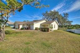 Picture of 6004 Greenleaf Circle, Winter Haven, FL 33884