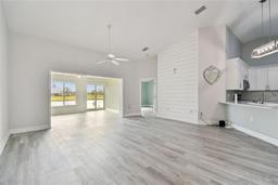 Picture of 1709 Edgewater Lane, Palmetto, FL 34221