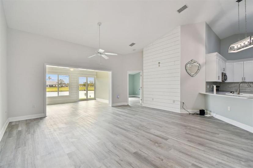 Picture of 1709 Edgewater Lane, Palmetto FL 34221