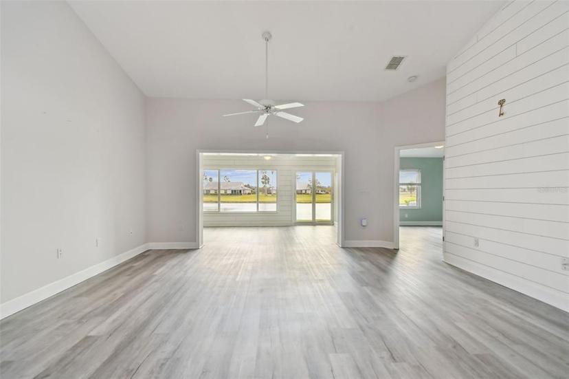 Picture of 1709 Edgewater Lane, Palmetto FL 34221