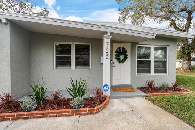 Picture of 7360 Organdy Drive N, St Petersburg FL 33702