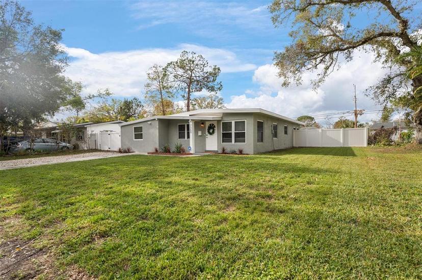 Picture of 7360 Organdy Drive N, St Petersburg FL 33702