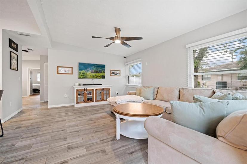 Picture of 7360 Organdy Drive N, St Petersburg FL 33702