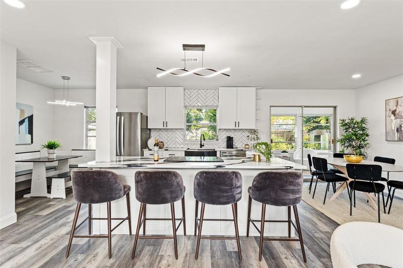 Picture of 936 Lyndhurst Street, Dunedin FL 34698