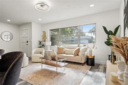 Picture of 936 Lyndhurst Street, Dunedin, FL 34698