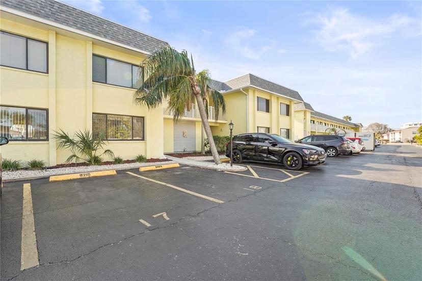 Picture of 6703 Midnight Pass Road Unit 108B, Sarasota FL 34242