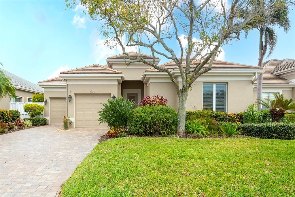 Picture of 8739 52Nd Avenue E, Bradenton, FL 34211