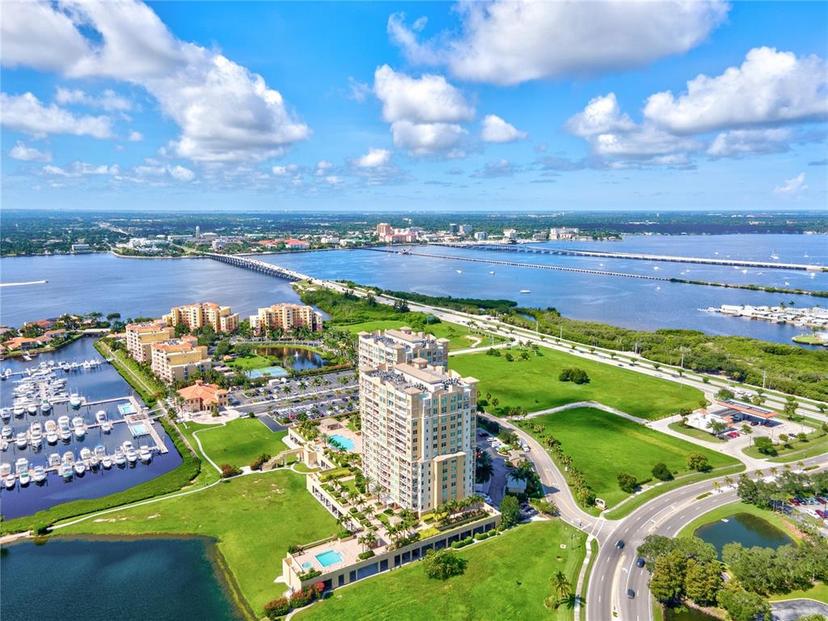 Picture of 130 Riviera Dunes Way Unit 1104, Palmetto FL 34221