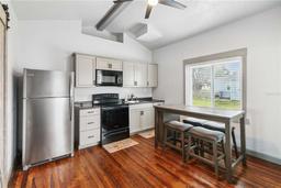 Picture of 211 Indiana Avenue, St Cloud, FL 34769