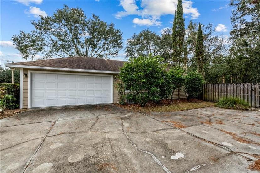 Picture of 10620 NW 61St Terrace, Alachua FL 32615