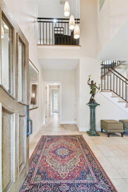 Picture of 3314 W Barcelona Street, Tampa, FL 33629