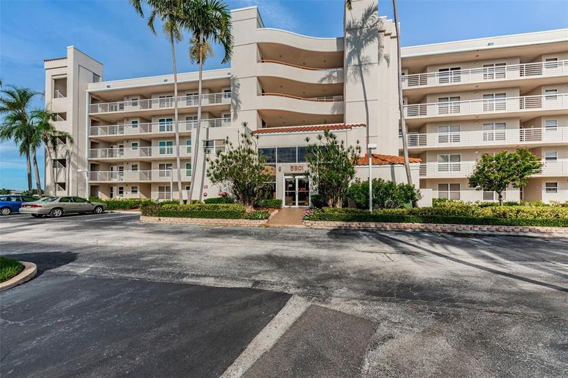 Picture of 5901 Bahia Del Mar Circle Unit 321, St Petersburg FL 33715
