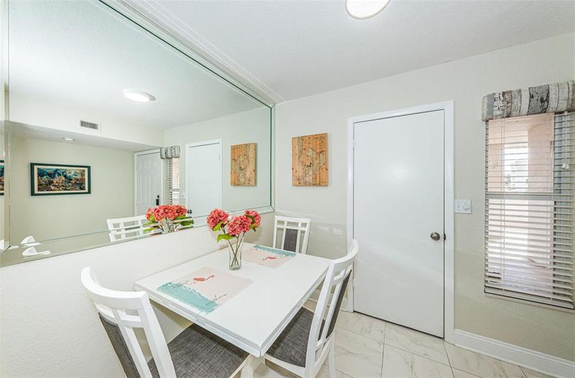 Picture of 5901 Bahia Del Mar Circle Unit 321, St Petersburg FL 33715