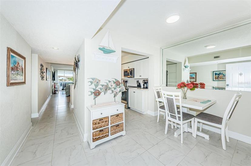 Picture of 5901 Bahia Del Mar Circle Unit 321, St Petersburg FL 33715