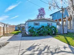 Picture of 66 Carefree Drive, Welaka, FL 32193