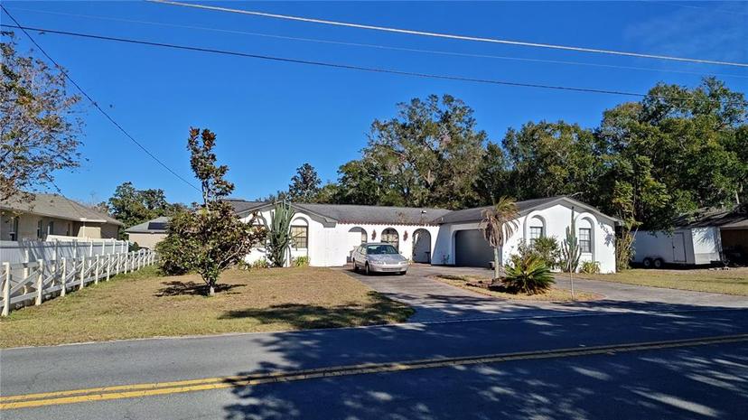 Picture of 547 Queens Mirror Circle, Casselberry FL 32707