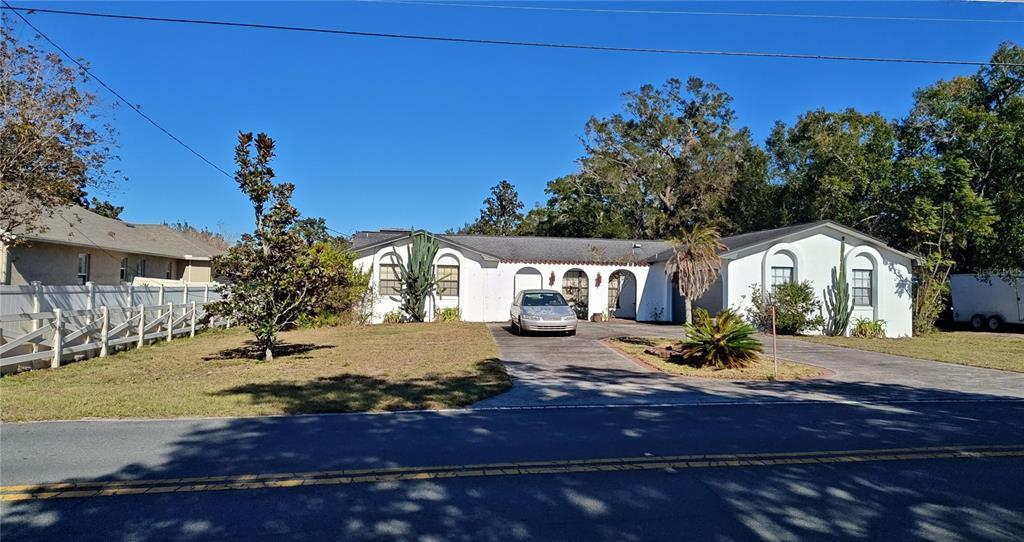 Picture of 547 Queens Mirror Circle, Casselberry, FL 32707