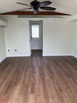 Picture of 2601 Gulf Drive N Unit 510, Bradenton Beach, FL 34217
