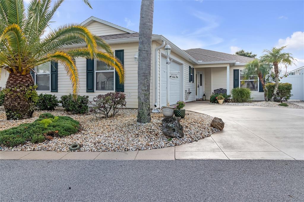 Picture of 906 Drakeswood Avenue, The Villages, FL 32162