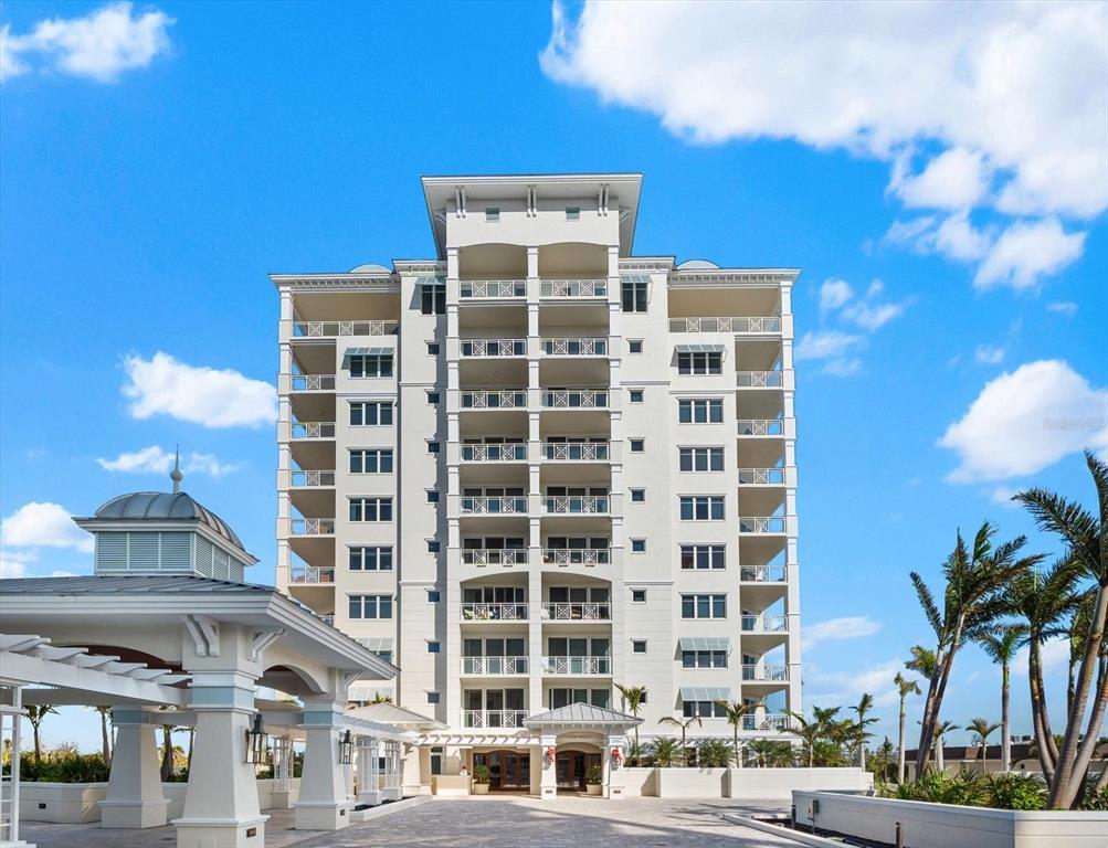Picture of 2050 Benjamin Franklin Drive Unit B304, Sarasota, FL 34236