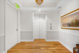 Picture of 2050 Benjamin Franklin Drive Unit B304, Sarasota, FL 34236