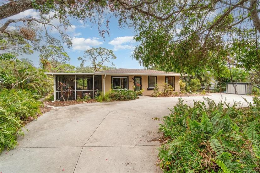 Picture of 2885 Arrowhead Road, Venice FL 34293