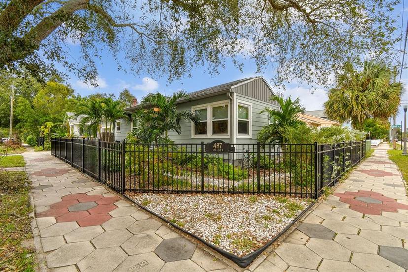Picture of 487 9Th Avenue N, St Petersburg FL 33701