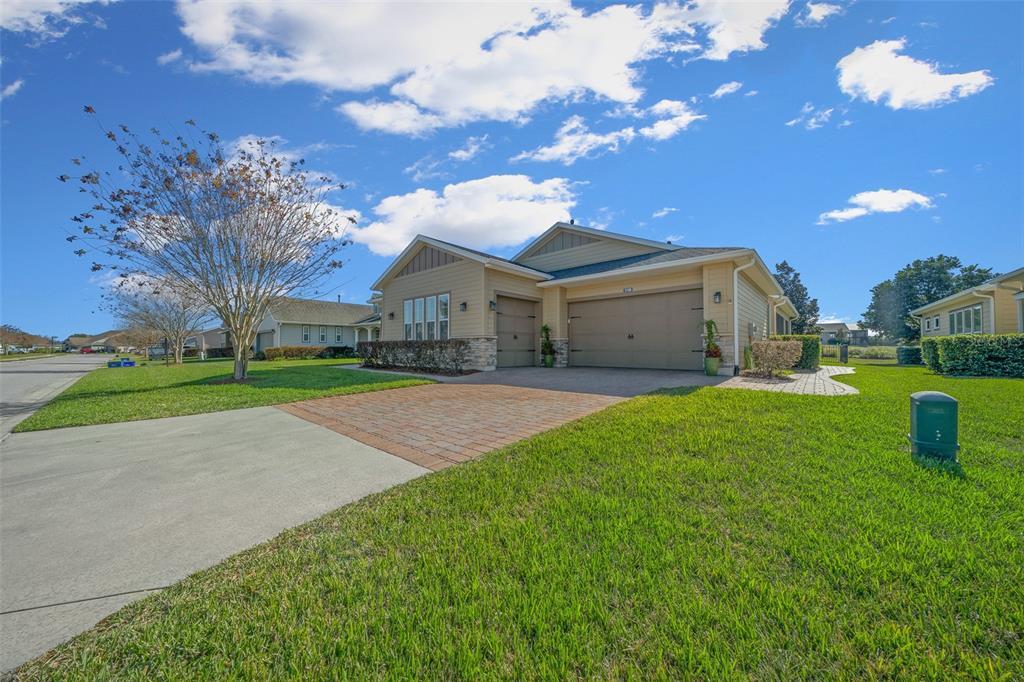 Picture of 5106 NW 35Th Lane Road, Ocala, FL 34482