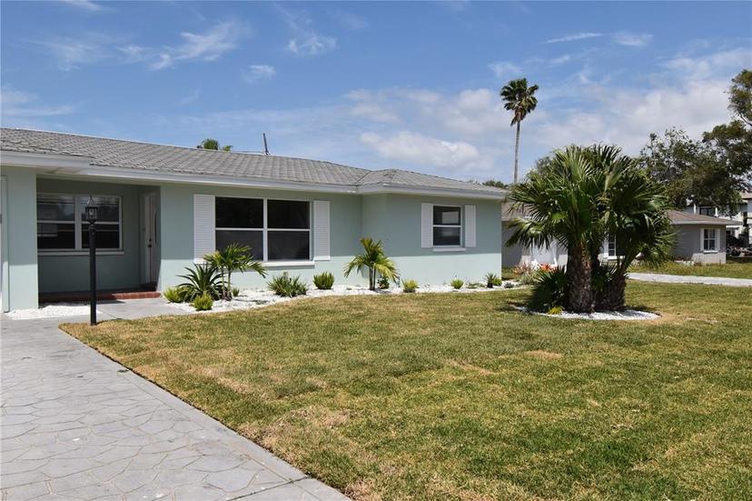 Picture of 123 9Th Street, Belleair Beach FL 33786