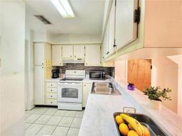 Picture of 4411 SW 34Th Street Unit 404, Gainesville, FL 32608