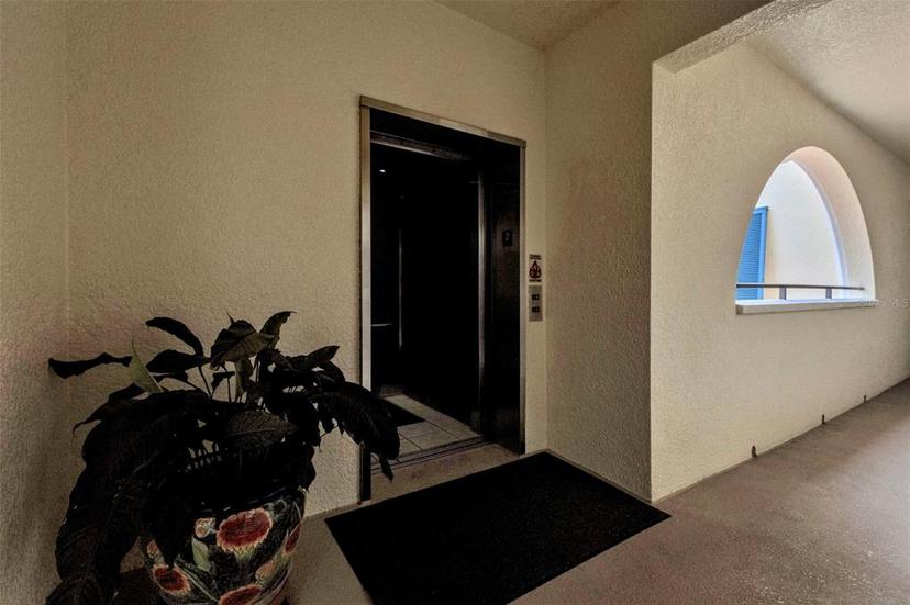 Picture of 1340 Rock Dove Court Unit 135, Punta Gorda FL 33950
