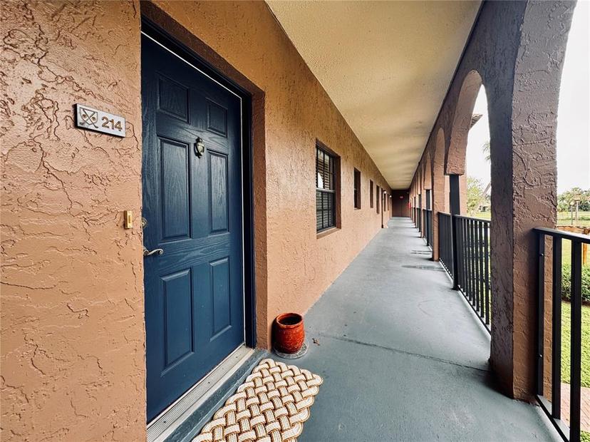 Picture of 6100 Gulfport Boulevard S Unit 214, Gulfport FL 33707