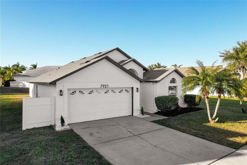 Picture of 7921 Golden Pond Circle, Kissimmee FL 34747