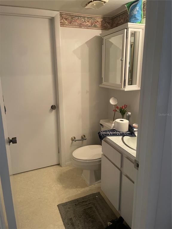 Picture of 533 Midway Drive Unit B, Ocala FL 34472