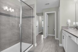 Picture of 1564 Flange Drive, Davenport, FL 33896