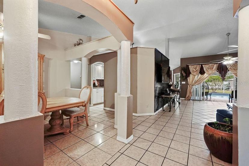 Picture of 918 San Paulo Way, Kissimmee FL 34758