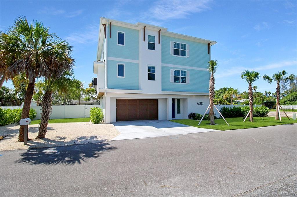Picture of 630 Companion Way, Longboat Key, FL 34228
