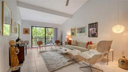 Picture of 1621 Clower Creek Drive Unit Tr173, Sarasota, FL 34231
