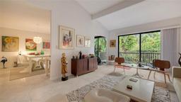 Picture of 1621 Clower Creek Drive Unit Tr173, Sarasota, FL 34231