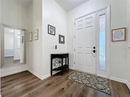Picture of 190 Crepe Myrtle Drive, Groveland, FL 34736