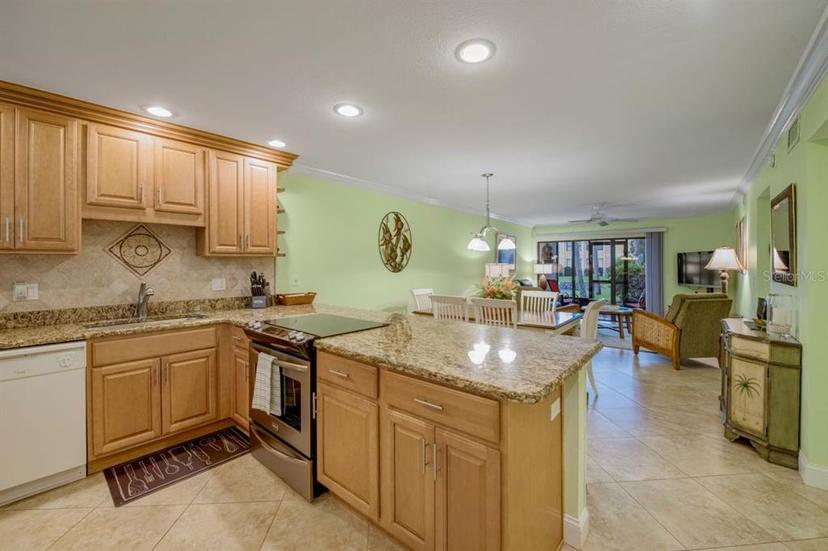 Picture of 1801 Gulf Drive N Unit 175, Bradenton Beach FL 34217