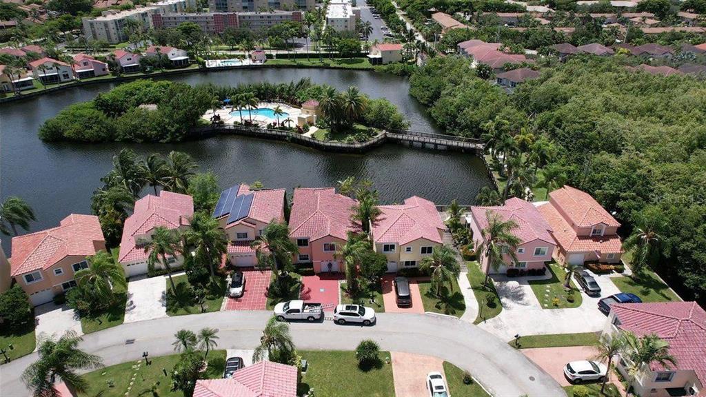 Picture of 1085 SE 6Th Avenue, Dania, FL 33004